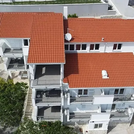 Nikola Skarica 1 Duće