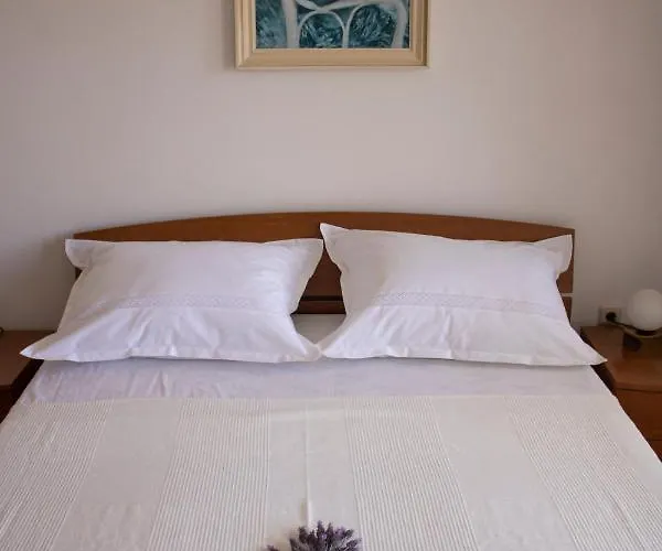 Nikola Skarica 1 Apartment *