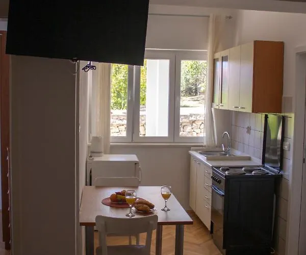 Apartment Nikola Skarica 1 Duće