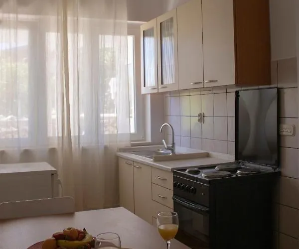 Nikola Skarica 1 Apartment